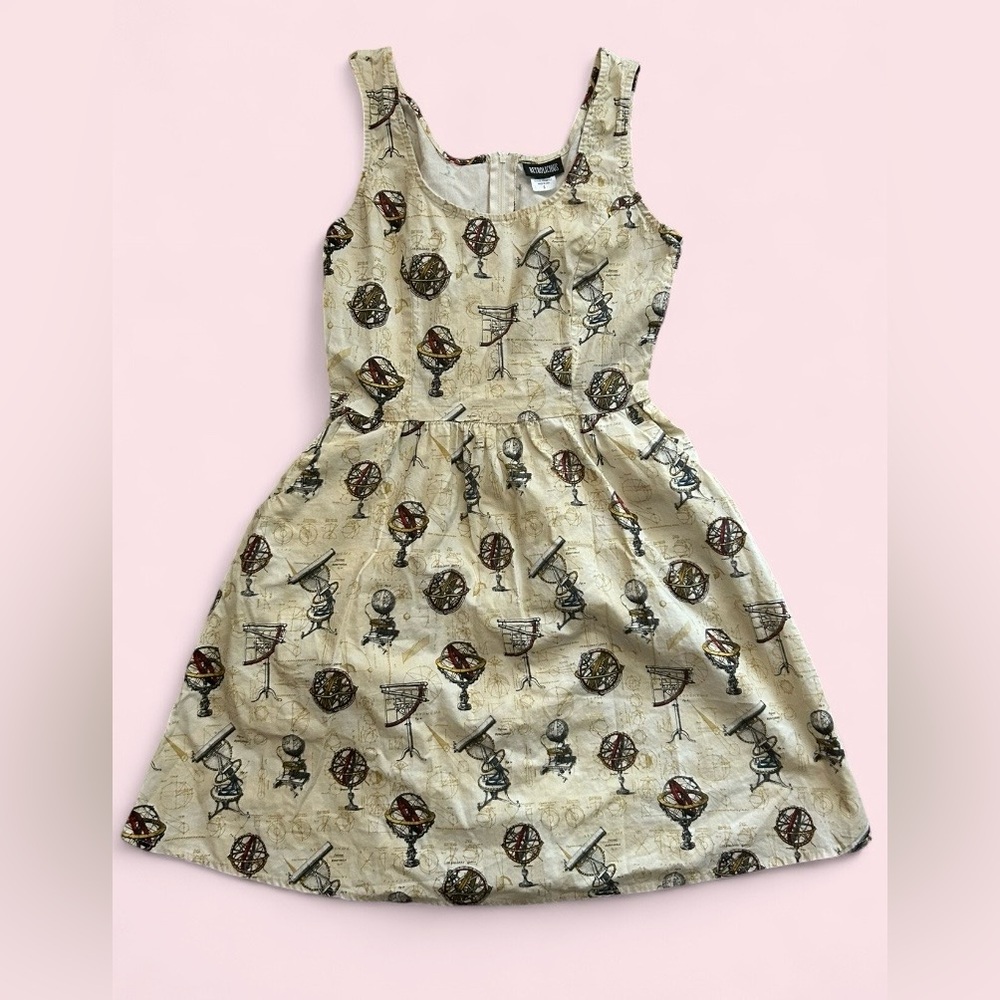 Retrolicious Astronomy Print Dress Small A-Line Pockets